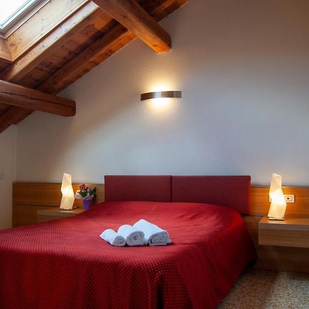 Agriturismo Antico Splendore Villa Pullir Eksteriør billede