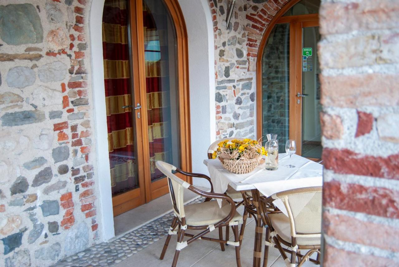 Agriturismo Antico Splendore Villa Pullir Eksteriør billede