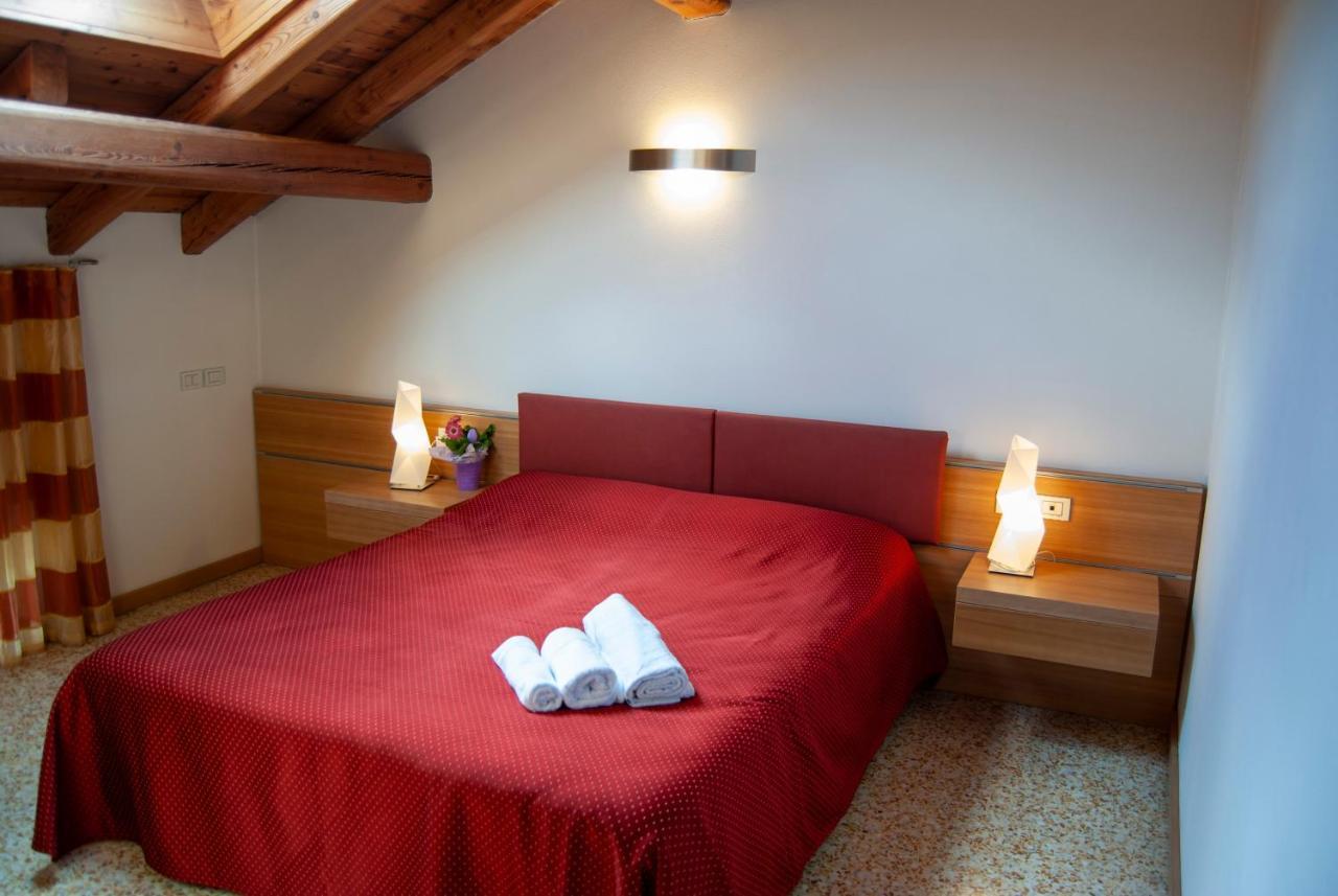 Agriturismo Antico Splendore Villa Pullir Eksteriør billede